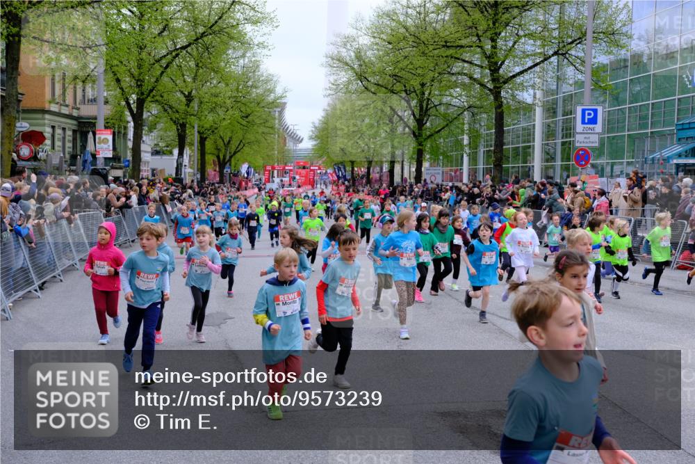 25.04.2026 - Das Zehntel Tim E. http://msf.ph/oto/9573239 25.04.2026 10:35:53 Ziel  meine-sportfotos.de