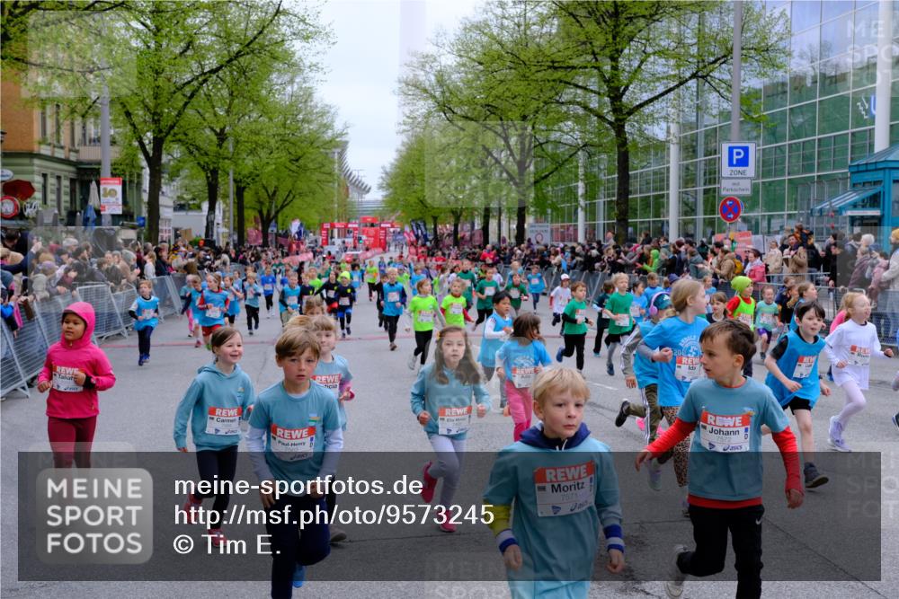 25.04.2026 - Das Zehntel Tim E. http://msf.ph/oto/9573245 25.04.2026 10:35:54 Ziel  meine-sportfotos.de