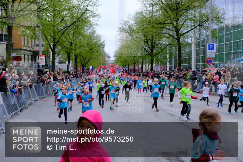 25.04.2026 - Das Zehntel Tim E. http://msf.ph/oto/9573250 25.04.2026 10:35:57 Ziel  meine-sportfotos.de