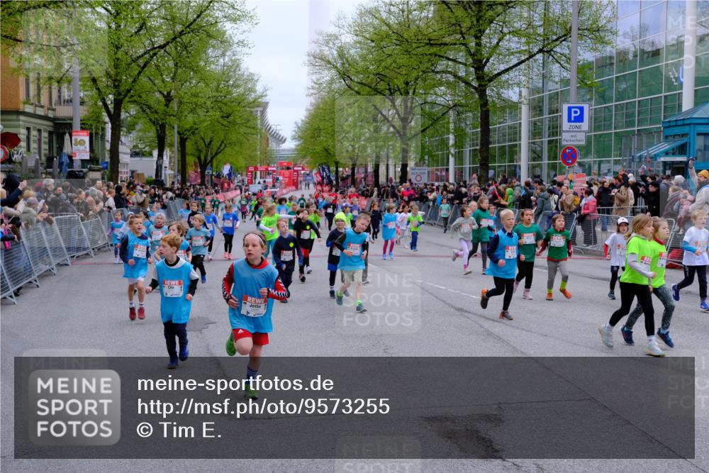 25.04.2026 - Das Zehntel Tim E. http://msf.ph/oto/9573255 25.04.2026 10:35:58 Ziel  meine-sportfotos.de