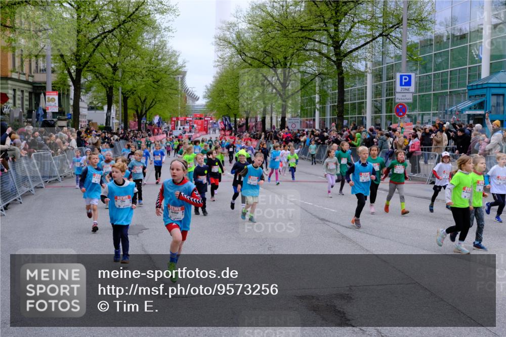 25.04.2026 - Das Zehntel Tim E. http://msf.ph/oto/9573256 25.04.2026 10:35:58 Ziel  meine-sportfotos.de