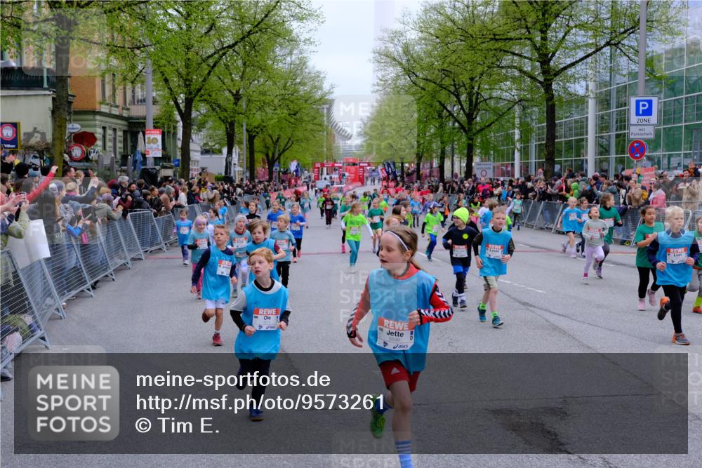 25.04.2026 - Das Zehntel Tim E. http://msf.ph/oto/9573261 25.04.2026 10:35:59 Ziel  meine-sportfotos.de