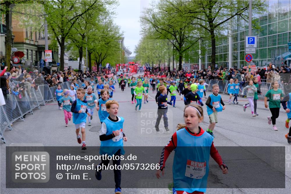 25.04.2026 - Das Zehntel Tim E. http://msf.ph/oto/9573266 25.04.2026 10:35:59 Ziel  meine-sportfotos.de