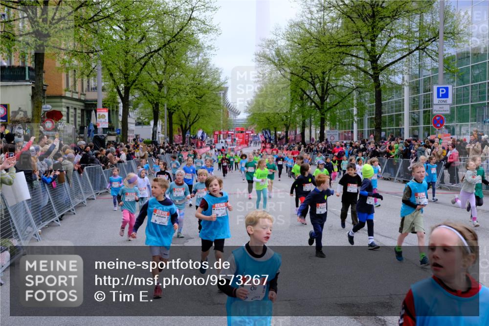 25.04.2026 - Das Zehntel Tim E. http://msf.ph/oto/9573267 25.04.2026 10:36:00 Ziel  meine-sportfotos.de