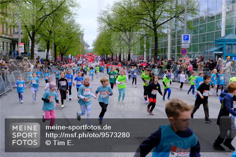 25.04.2026 - Das Zehntel Tim E. http://msf.ph/oto/9573280 25.04.2026 10:36:02 Ziel  meine-sportfotos.de