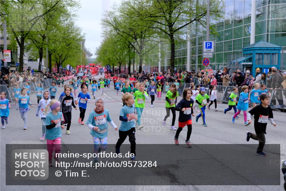 25.04.2026 - Das Zehntel Tim E. http://msf.ph/oto/9573284 25.04.2026 10:36:02 Ziel  meine-sportfotos.de