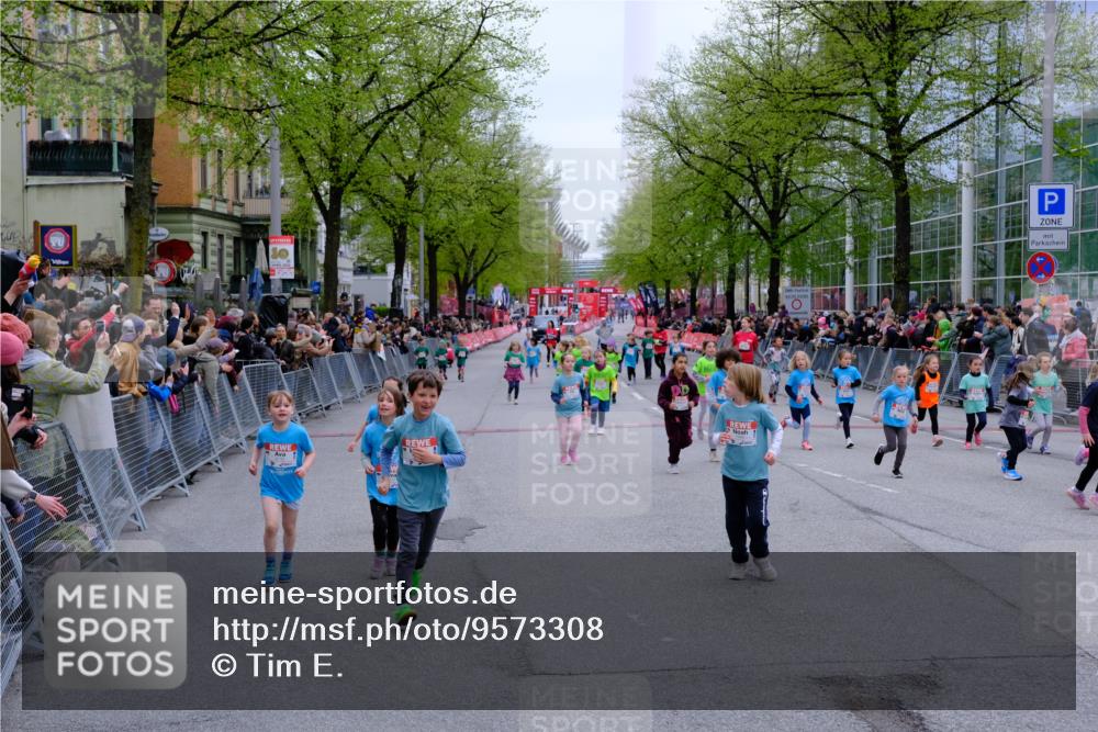 25.04.2026 - Das Zehntel Tim E. http://msf.ph/oto/9573308 25.04.2026 10:36:07 Ziel  meine-sportfotos.de