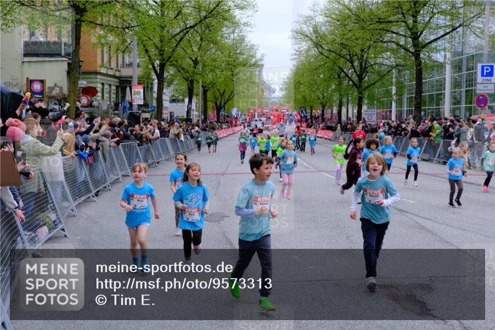 25.04.2026 - Das Zehntel Tim E. http://msf.ph/oto/9573313 25.04.2026 10:36:08 Ziel  meine-sportfotos.de
