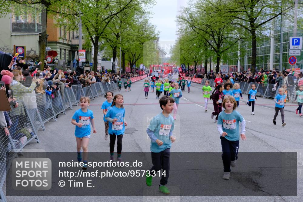 25.04.2026 - Das Zehntel Tim E. http://msf.ph/oto/9573314 25.04.2026 10:36:08 Ziel  meine-sportfotos.de