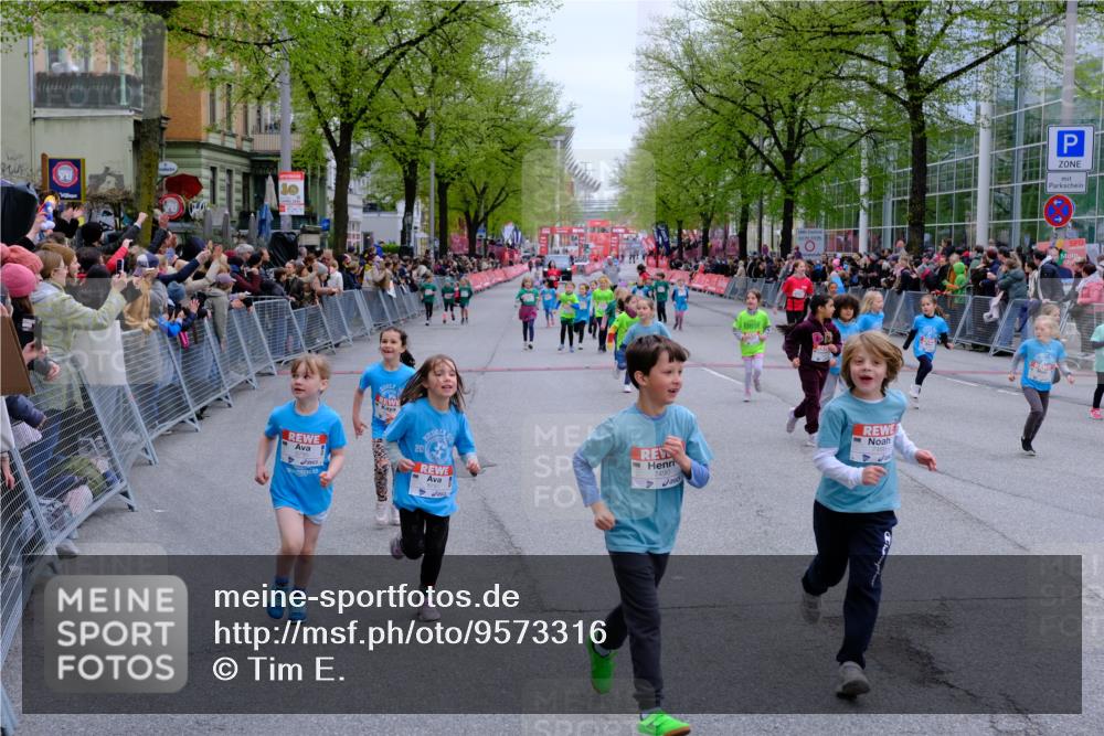 25.04.2026 - Das Zehntel Tim E. http://msf.ph/oto/9573316 25.04.2026 10:36:08 Ziel  meine-sportfotos.de