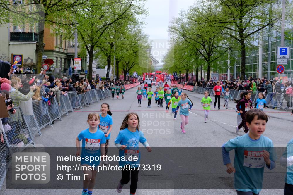 25.04.2026 - Das Zehntel Tim E. http://msf.ph/oto/9573319 25.04.2026 10:36:09 Ziel  meine-sportfotos.de