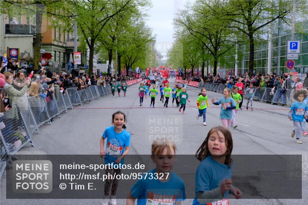 25.04.2026 - Das Zehntel Tim E. http://msf.ph/oto/9573327 25.04.2026 10:36:10 Ziel  meine-sportfotos.de