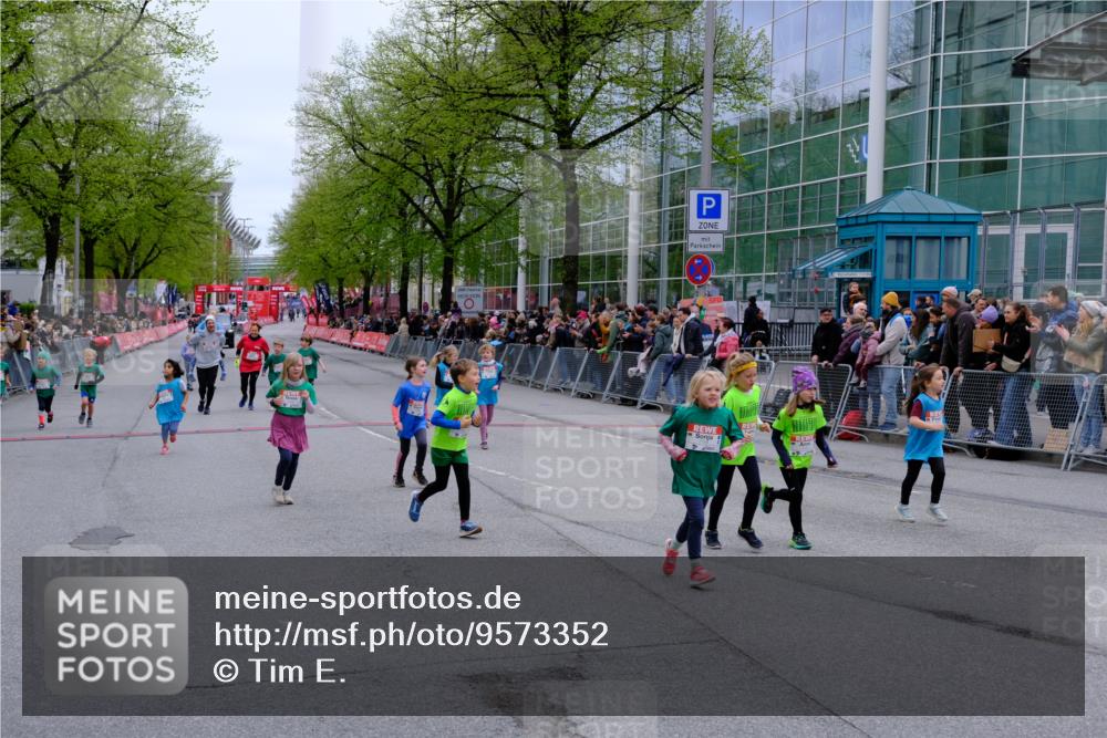 25.04.2026 - Das Zehntel Tim E. http://msf.ph/oto/9573352 25.04.2026 10:36:15 Ziel  meine-sportfotos.de