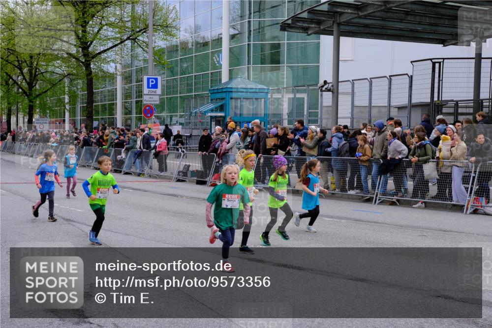 25.04.2026 - Das Zehntel Tim E. http://msf.ph/oto/9573356 25.04.2026 10:36:16 Ziel  meine-sportfotos.de