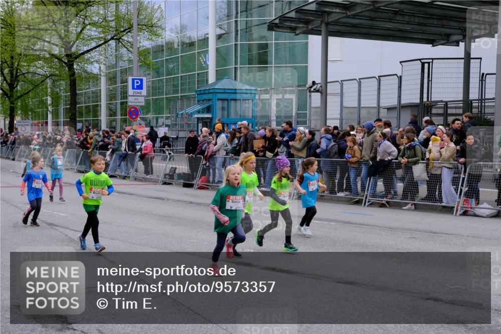 25.04.2026 - Das Zehntel Tim E. http://msf.ph/oto/9573357 25.04.2026 10:36:16 Ziel  meine-sportfotos.de