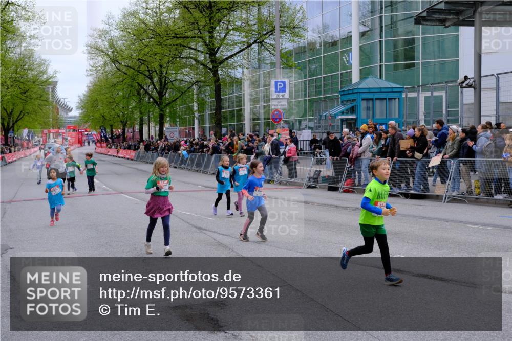 25.04.2026 - Das Zehntel Tim E. http://msf.ph/oto/9573361 25.04.2026 10:36:17 Ziel  meine-sportfotos.de