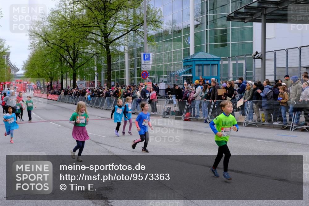 25.04.2026 - Das Zehntel Tim E. http://msf.ph/oto/9573363 25.04.2026 10:36:17 Ziel  meine-sportfotos.de