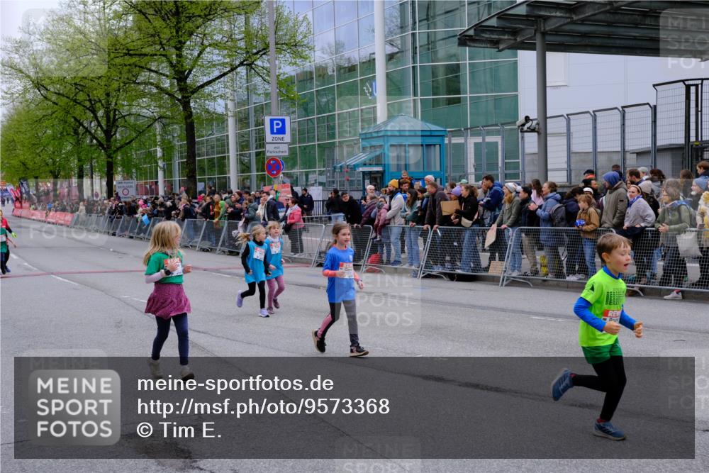 25.04.2026 - Das Zehntel Tim E. http://msf.ph/oto/9573368 25.04.2026 10:36:18 Ziel  meine-sportfotos.de