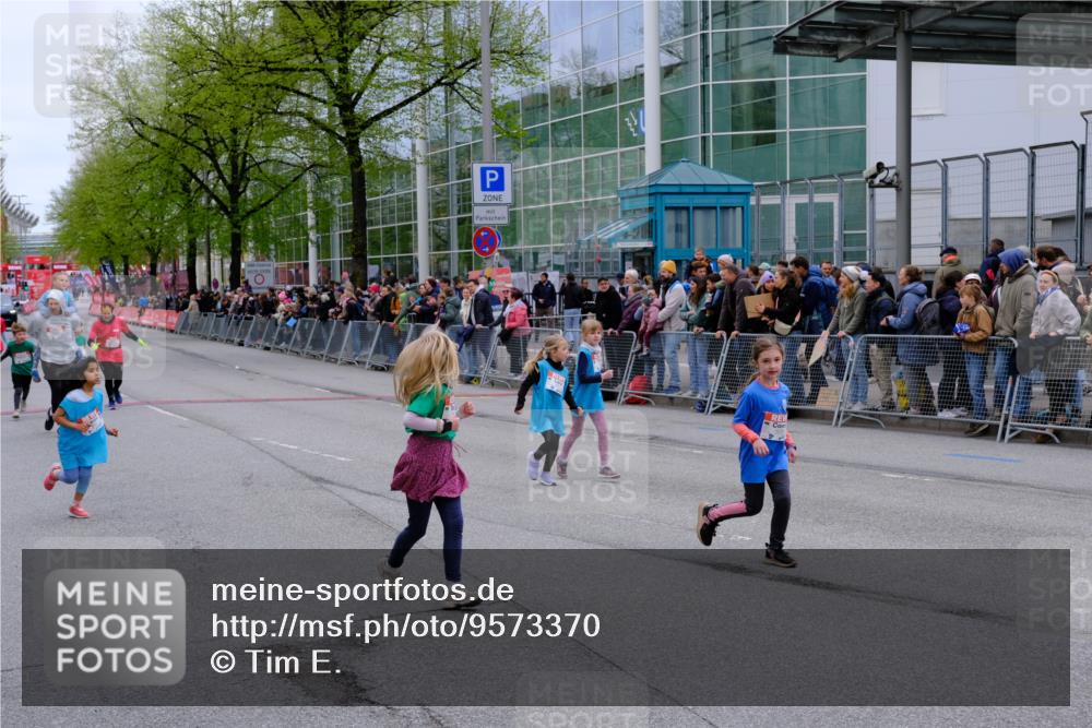 25.04.2026 - Das Zehntel Tim E. http://msf.ph/oto/9573370 25.04.2026 10:36:18 Ziel  meine-sportfotos.de
