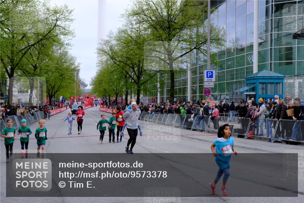 25.04.2026 - Das Zehntel Tim E. http://msf.ph/oto/9573378 25.04.2026 10:36:20 Ziel  meine-sportfotos.de