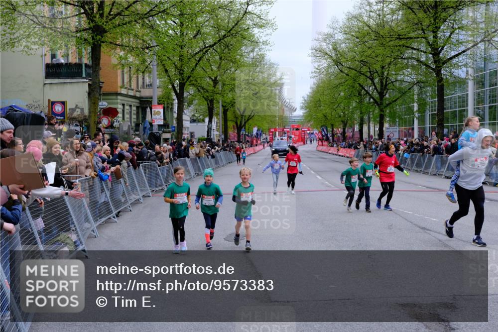 25.04.2026 - Das Zehntel Tim E. http://msf.ph/oto/9573383 25.04.2026 10:36:22 Ziel  meine-sportfotos.de