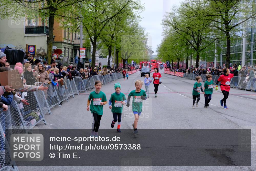 25.04.2026 - Das Zehntel Tim E. http://msf.ph/oto/9573388 25.04.2026 10:36:23 Ziel  meine-sportfotos.de