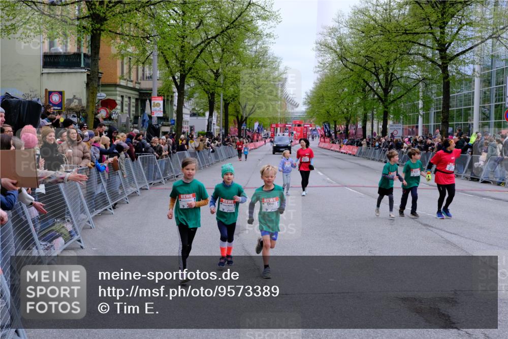 25.04.2026 - Das Zehntel Tim E. http://msf.ph/oto/9573389 25.04.2026 10:36:23 Ziel  meine-sportfotos.de