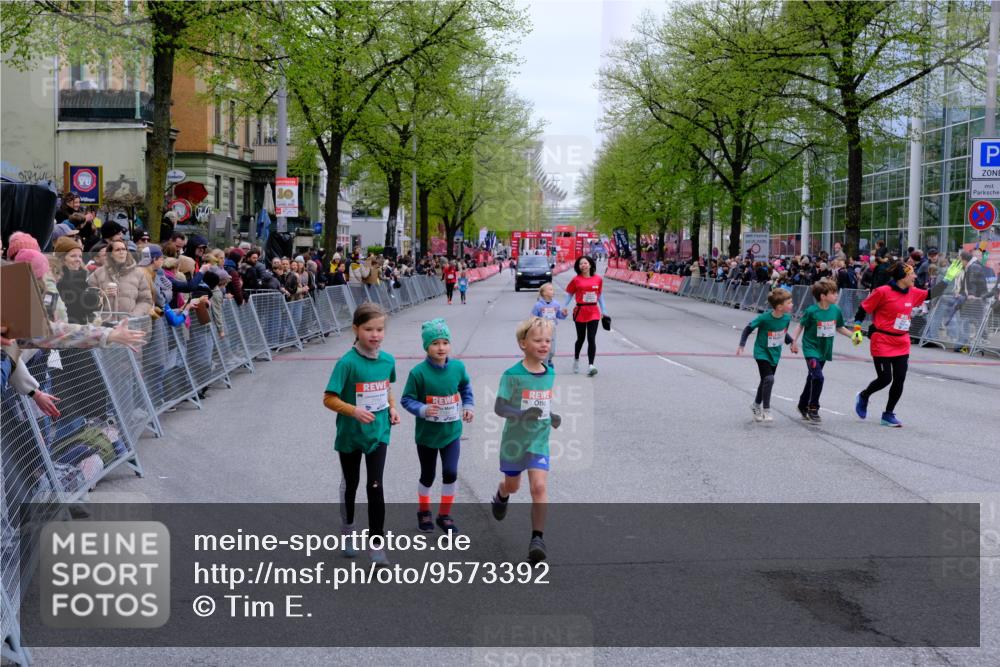 25.04.2026 - Das Zehntel Tim E. http://msf.ph/oto/9573392 25.04.2026 10:36:23 Ziel  meine-sportfotos.de