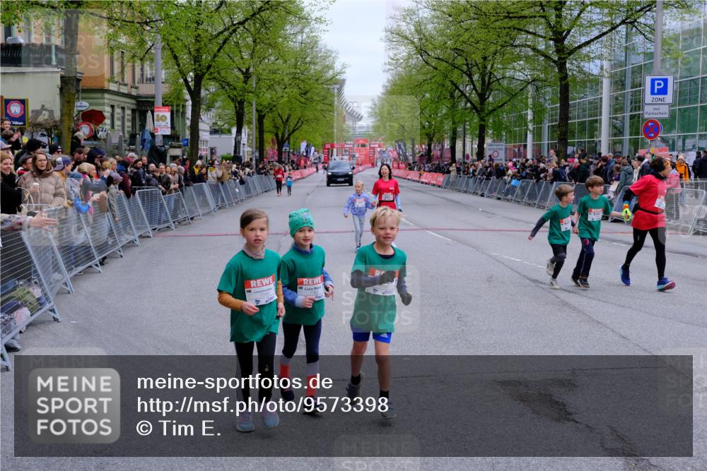 25.04.2026 - Das Zehntel Tim E. http://msf.ph/oto/9573398 25.04.2026 10:36:24 Ziel  meine-sportfotos.de