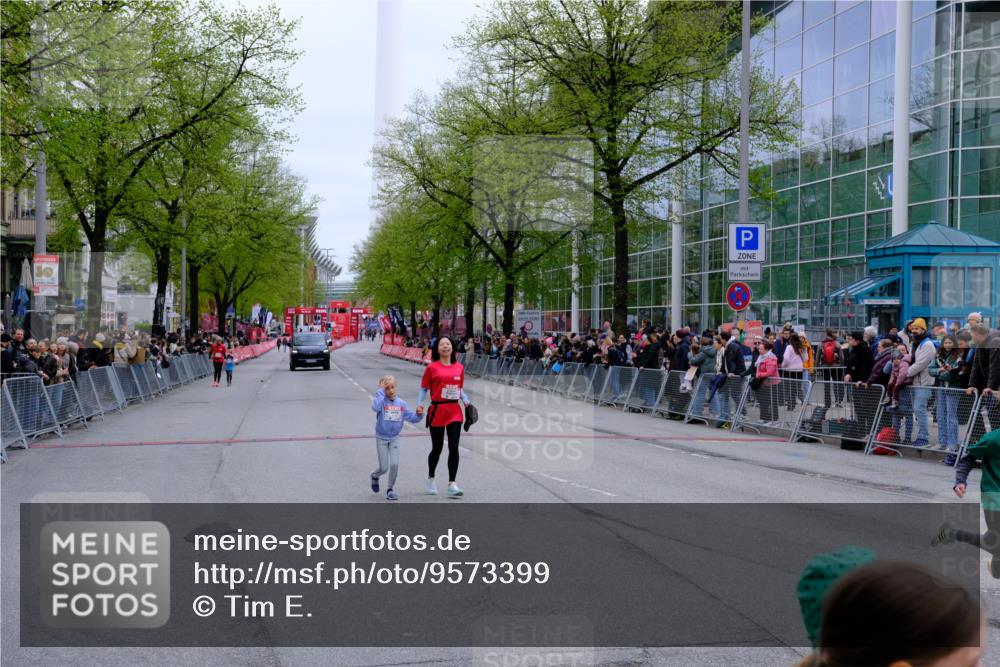 25.04.2026 - Das Zehntel Tim E. http://msf.ph/oto/9573399 25.04.2026 10:36:25 Ziel  meine-sportfotos.de