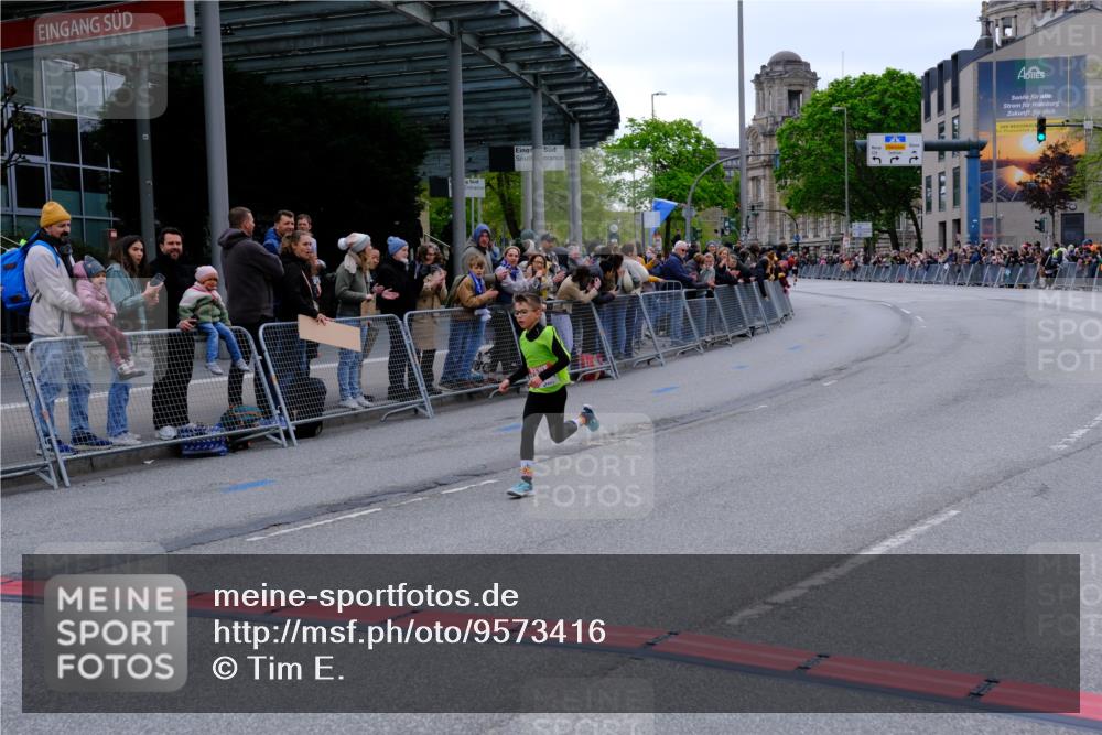 25.04.2026 - Das Zehntel Tim E. http://msf.ph/oto/9573416 25.04.2026 10:45:29 Ziel 6086 meine-sportfotos.de