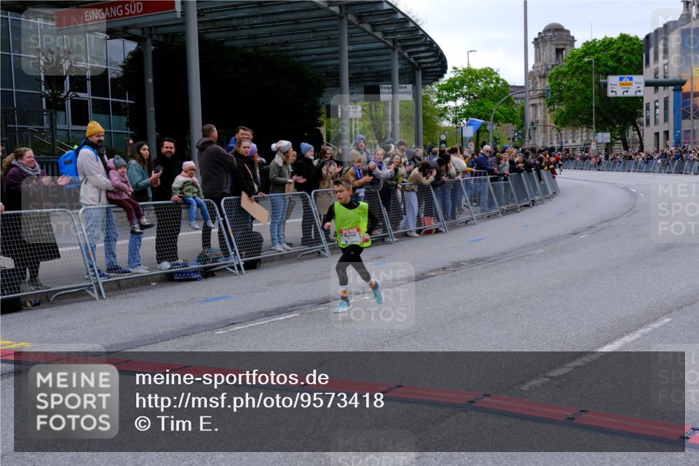25.04.2026 - Das Zehntel Tim E. http://msf.ph/oto/9573418 25.04.2026 10:45:29 Ziel 6086 meine-sportfotos.de