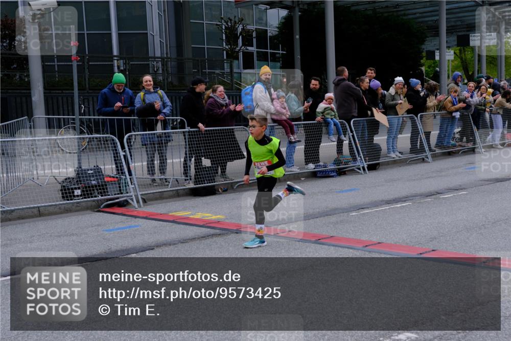 25.04.2026 - Das Zehntel Tim E. http://msf.ph/oto/9573425 25.04.2026 10:45:30 Ziel 6086 meine-sportfotos.de