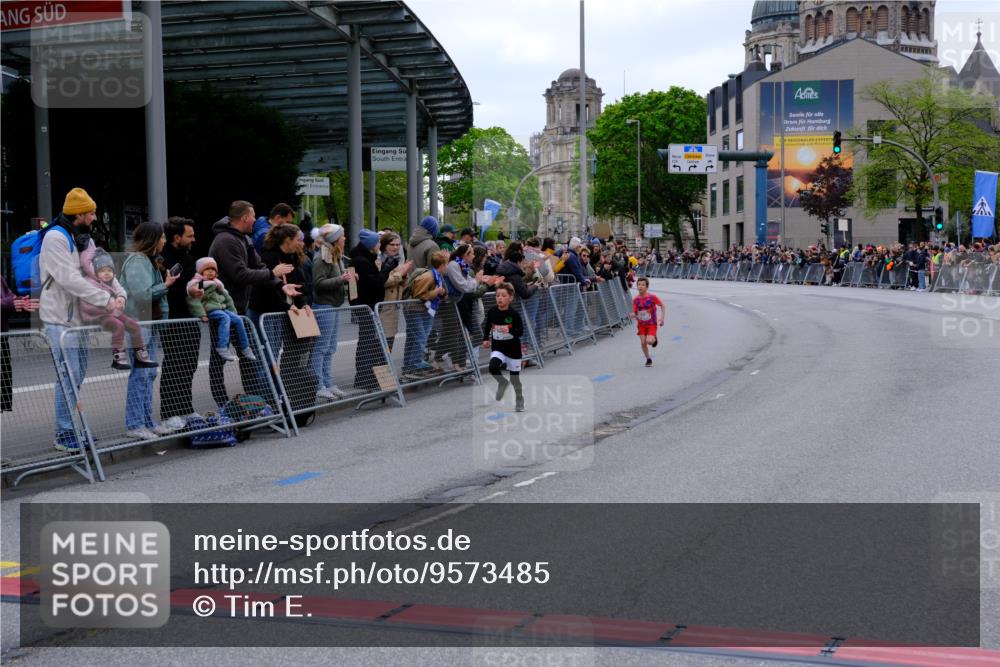 25.04.2026 - Das Zehntel Tim E. http://msf.ph/oto/9573485 25.04.2026 10:46:28 Ziel 5487, 6507 meine-sportfotos.de