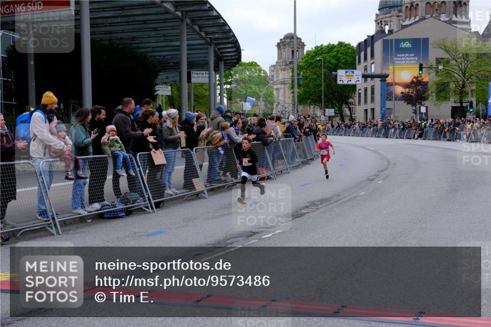 25.04.2026 - Das Zehntel Tim E. http://msf.ph/oto/9573486 25.04.2026 10:46:28 Ziel 5487, 6507 meine-sportfotos.de