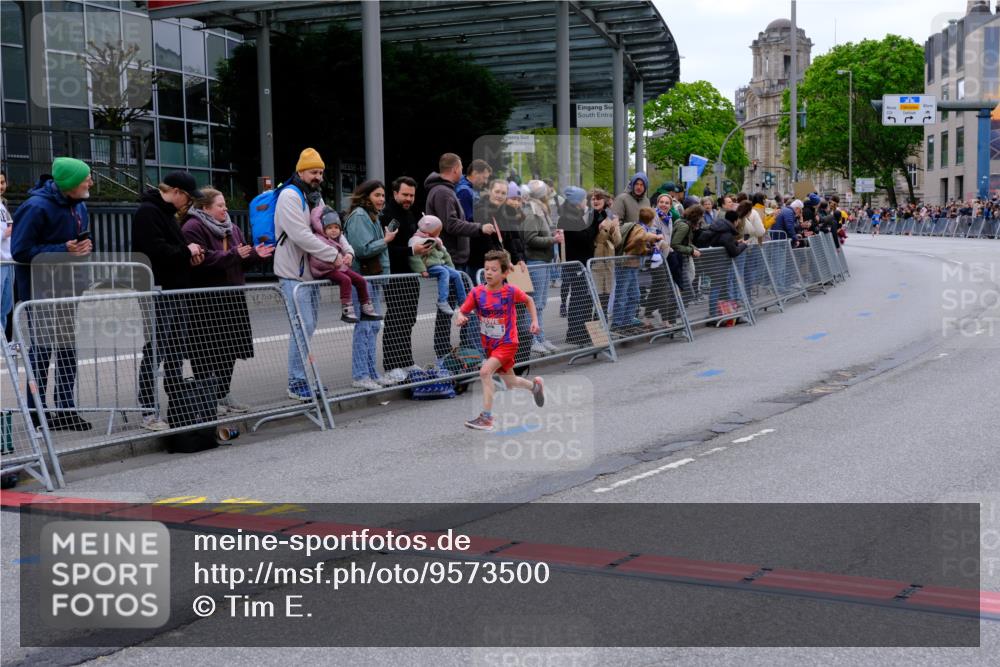 25.04.2026 - Das Zehntel Tim E. http://msf.ph/oto/9573500 25.04.2026 10:46:31 Ziel 5487, 6507 meine-sportfotos.de