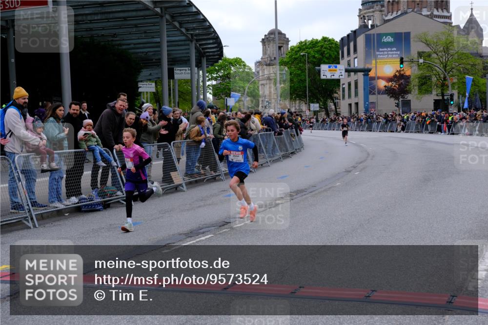 25.04.2026 - Das Zehntel Tim E. http://msf.ph/oto/9573524 25.04.2026 10:46:44 Ziel 6334, 6726, 6753 meine-sportfotos.de