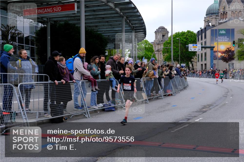 25.04.2026 - Das Zehntel Tim E. http://msf.ph/oto/9573556 25.04.2026 10:46:59 Ziel 5573 meine-sportfotos.de