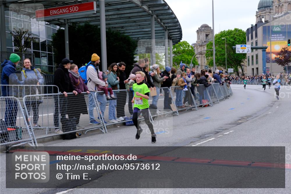 25.04.2026 - Das Zehntel Tim E. http://msf.ph/oto/9573612 25.04.2026 10:47:19 Ziel 7159, 7412, 7709, 7742, 7961 meine-sportfotos.de