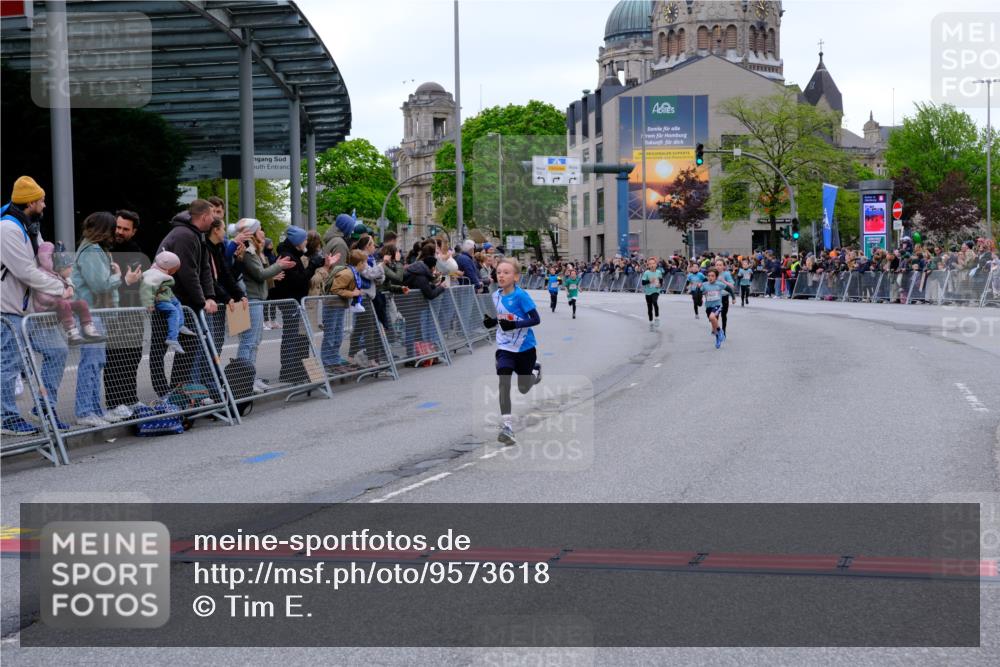 25.04.2026 - Das Zehntel Tim E. http://msf.ph/oto/9573618 25.04.2026 10:47:22 Ziel 6062, 6956, 7159, 7496, 7612, 7709, 7742, 7961 meine-sportfotos.de