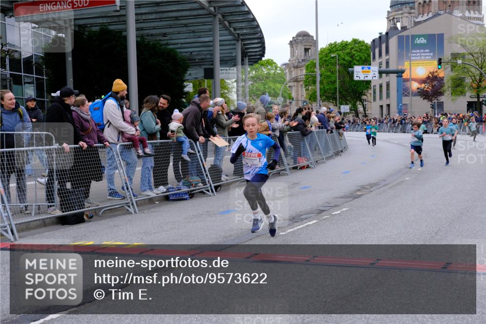 25.04.2026 - Das Zehntel Tim E. http://msf.ph/oto/9573622 25.04.2026 10:47:23 Ziel 6062, 6956, 7159, 7496, 7612, 7709, 7742, 7961 meine-sportfotos.de