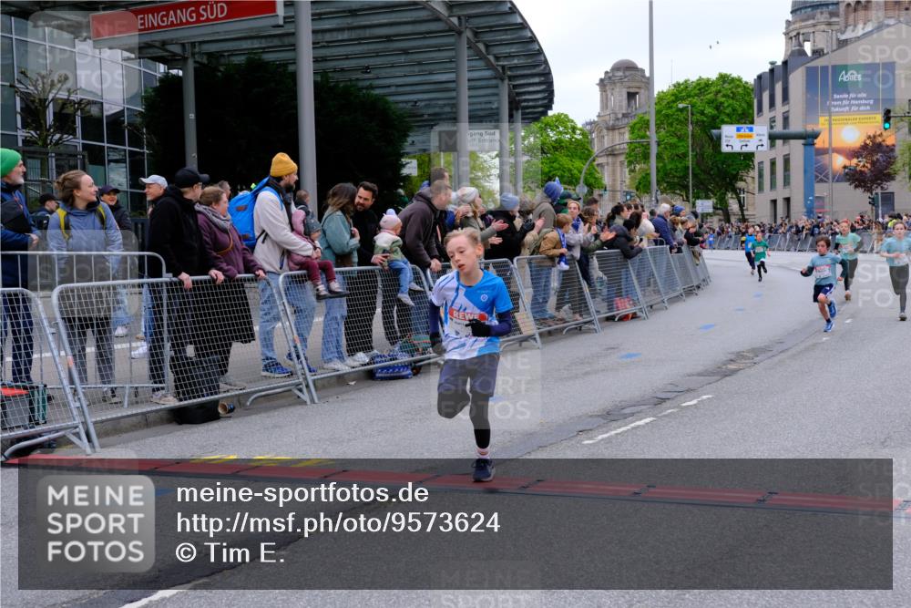 25.04.2026 - Das Zehntel Tim E. http://msf.ph/oto/9573624 25.04.2026 10:47:23 Ziel 6062, 6956, 7159, 7496, 7612, 7709, 7742, 7961 meine-sportfotos.de