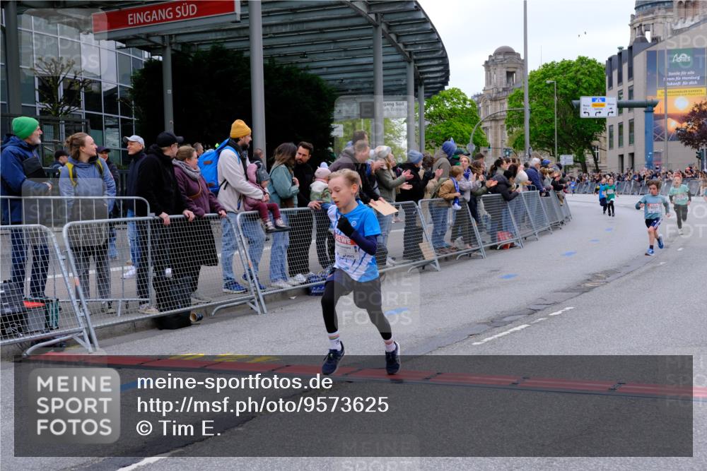 25.04.2026 - Das Zehntel Tim E. http://msf.ph/oto/9573625 25.04.2026 10:47:23 Ziel 6062, 6956, 7159, 7496, 7612, 7709, 7742, 7961 meine-sportfotos.de
