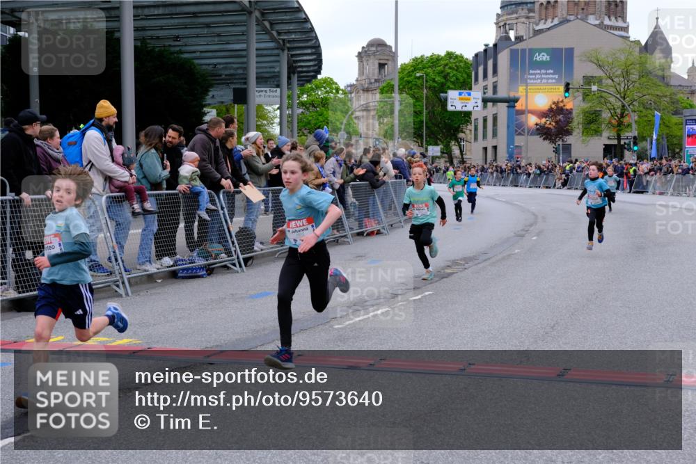 25.04.2026 - Das Zehntel Tim E. http://msf.ph/oto/9573640 25.04.2026 10:47:26 Ziel 6062, 6103, 6956, 7159, 7496, 7539, 7612, 7709, 7891 meine-sportfotos.de