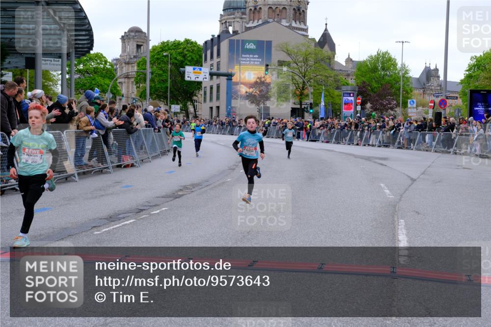 25.04.2026 - Das Zehntel Tim E. http://msf.ph/oto/9573643 25.04.2026 10:47:27 Ziel 6062, 6103, 6956, 7496, 7539, 7612, 7709, 7891 meine-sportfotos.de