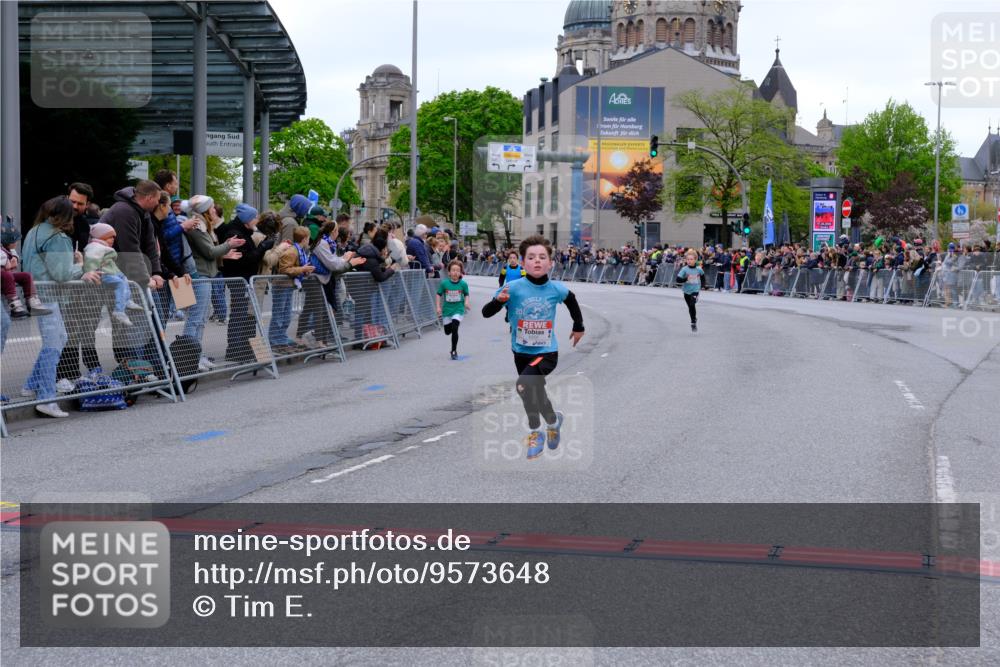 25.04.2026 - Das Zehntel Tim E. http://msf.ph/oto/9573648 25.04.2026 10:47:27 Ziel 6062, 6103, 6956, 7496, 7539, 7612, 7709, 7891 meine-sportfotos.de
