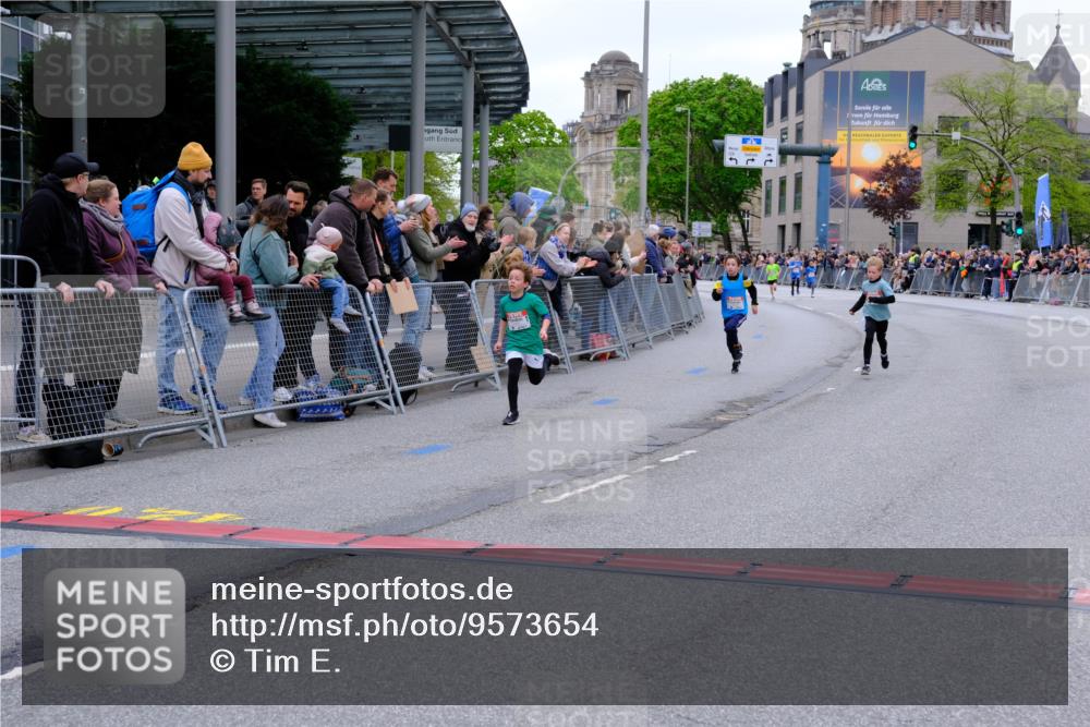 25.04.2026 - Das Zehntel Tim E. http://msf.ph/oto/9573654 25.04.2026 10:47:29 Ziel 6062, 6103, 6956, 7496, 7539, 7612, 7709, 7891 meine-sportfotos.de