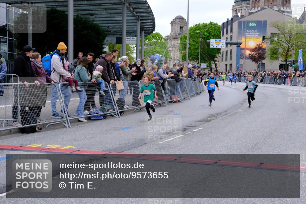 25.04.2026 - Das Zehntel Tim E. http://msf.ph/oto/9573655 25.04.2026 10:47:29 Ziel 6062, 6103, 6956, 7496, 7539, 7612, 7709, 7891 meine-sportfotos.de
