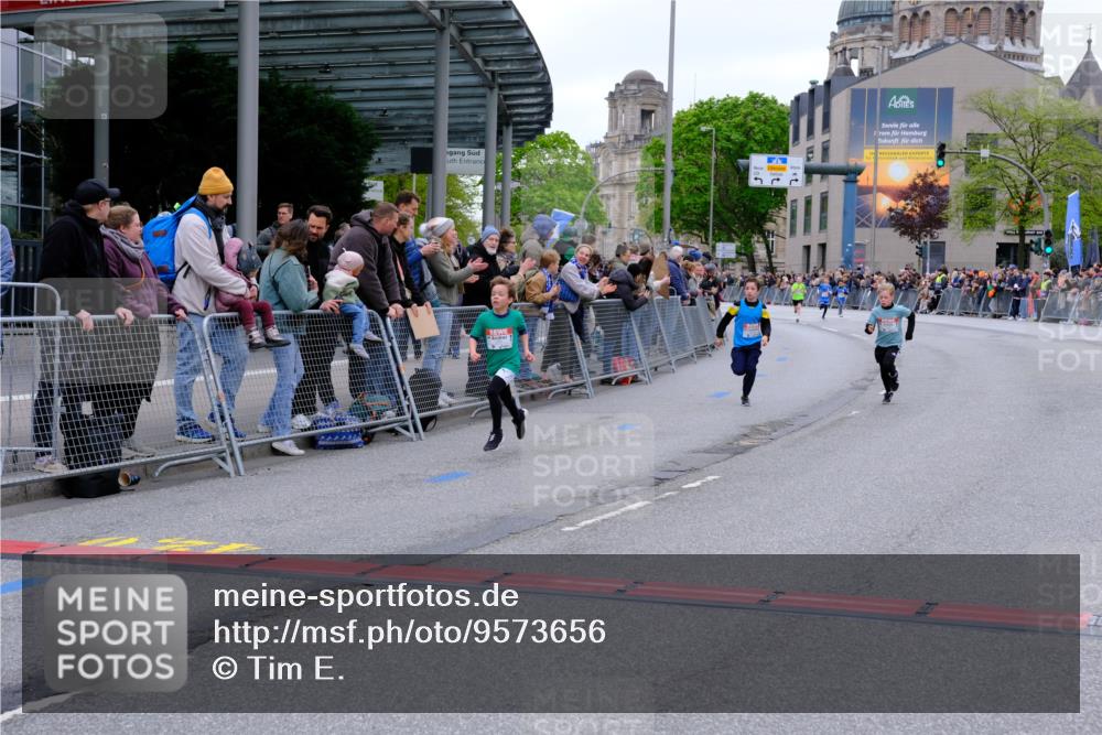25.04.2026 - Das Zehntel Tim E. http://msf.ph/oto/9573656 25.04.2026 10:47:29 Ziel 6062, 6103, 6956, 7496, 7539, 7612, 7709, 7891 meine-sportfotos.de