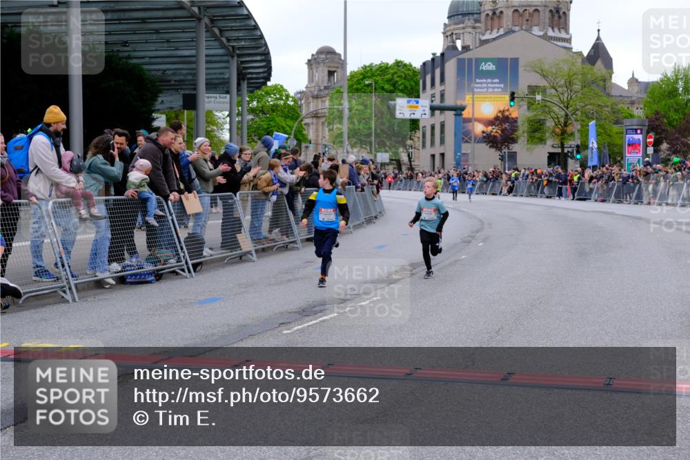 25.04.2026 - Das Zehntel Tim E. http://msf.ph/oto/9573662 25.04.2026 10:47:30 Ziel 6062, 6103, 6956, 7496, 7539, 7612, 7891 meine-sportfotos.de